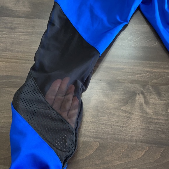 Gorgeous Blue with black mesh leggings - Picture 3 of 5